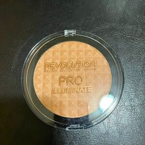 Revolution Pro Illuminate Highlighter - Gold New 0.52 Oz